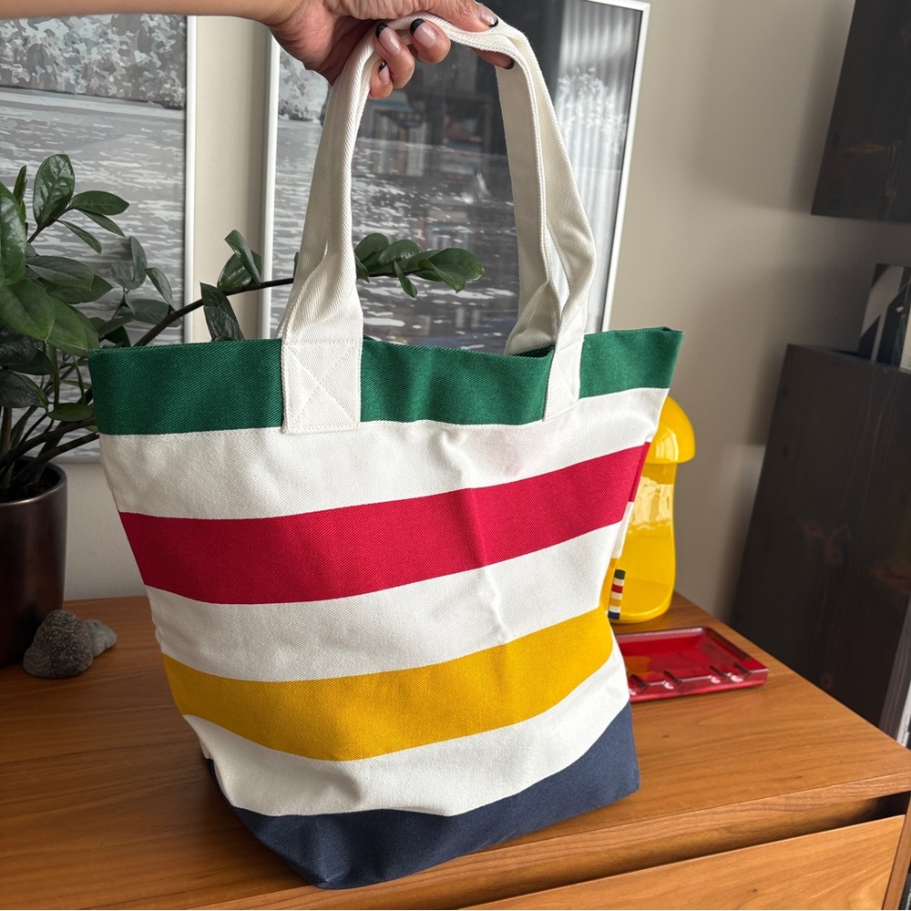 Hudson’s Bay HBC Stripes tote bag